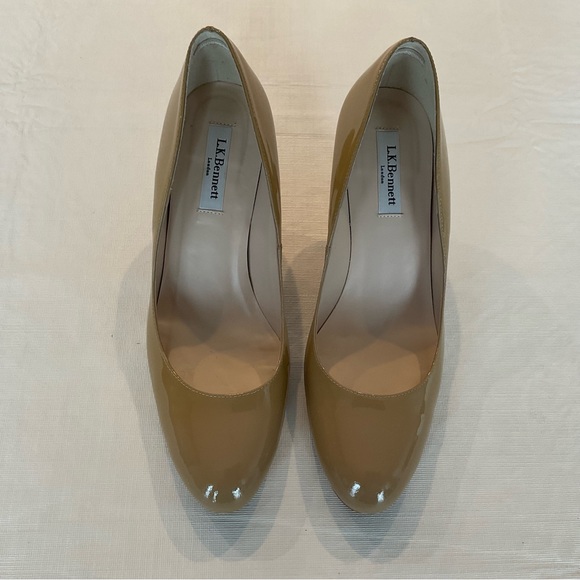 L.K. Bennett Sybila Taupe Patent Leather Shoe US9 (Euro 39.5) - Picture 2 of 10